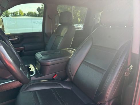 Used 2020 GMC Sierra 2500 Denali w/ Denali Ultimate Package AWD/4WD image 17