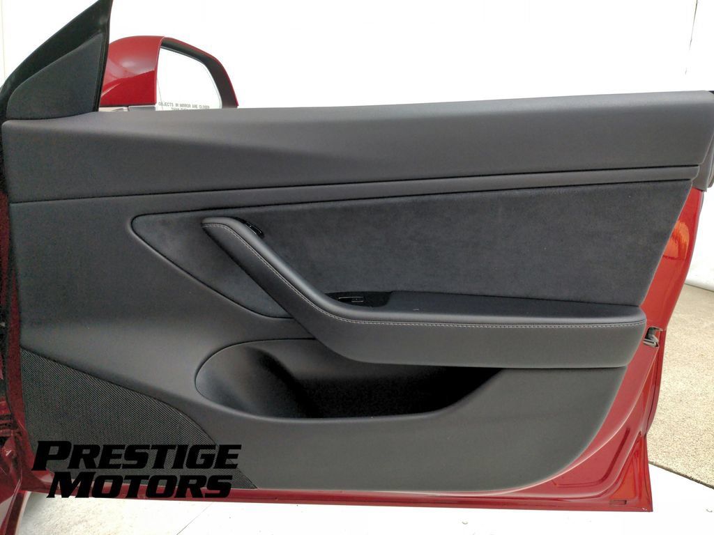 Used 2018 Tesla Model 3 Long Range RWD image 27