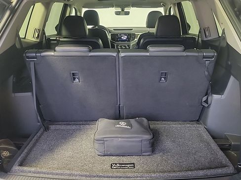 Used 2022 Volkswagen Atlas SE w/ Panoramic Sunroof Package image 9