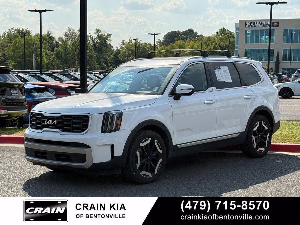 Certified 2024 Kia Telluride S w/ S Sunroof Package FWD image 3