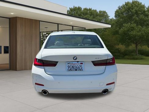 Certified 2023 BMW 330i Sedan w/ Convenience Package RWD image 10