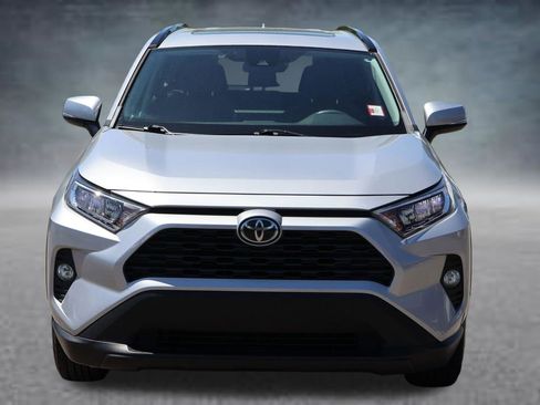 Used 2020 Toyota RAV4 XLE w/ Convenience Package FWD image 25