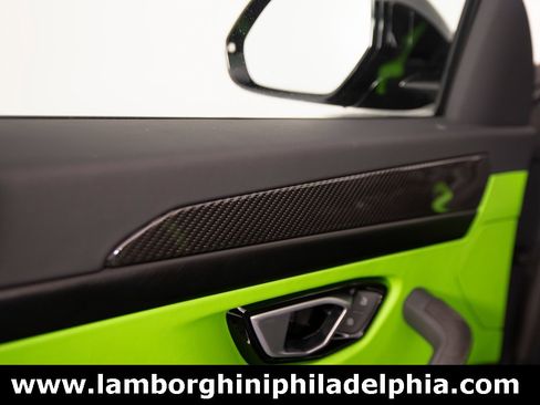 Used 2024 Lamborghini Urus S image 12