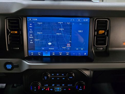 Used 2022 Ford Bronco Badlands image 30