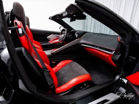 Used 2025 Chevrolet Corvette Z06 w/ Z07 Performance Package RWD image 42