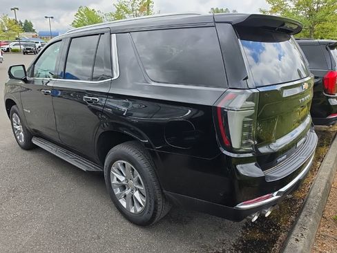 Used 2025 Chevrolet Tahoe Premier w/ Sun And Tow Package AWD/4WD image 5