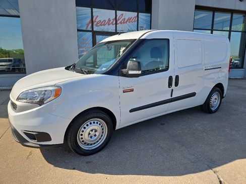 Used 2022 RAM ProMaster City Tradesman FWD image 3