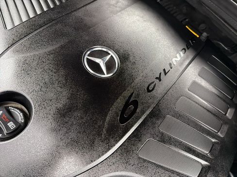 Used 2022 Mercedes-Benz GLS 450 4MATIC image 38