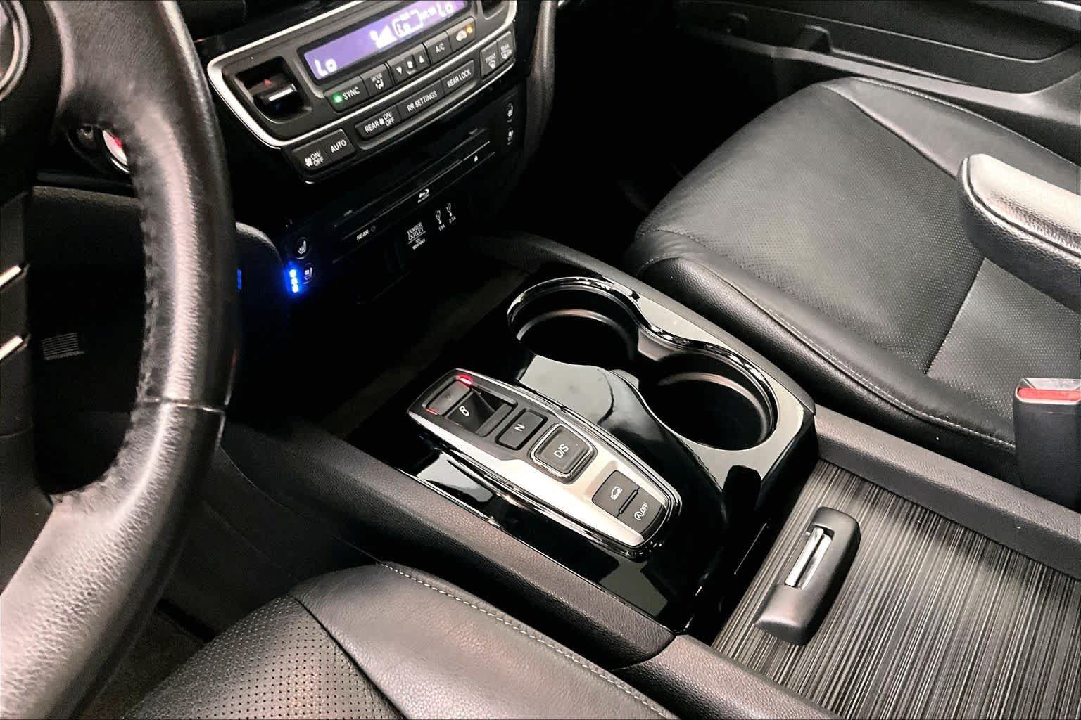 Used 2016 Honda Pilot Elite image 14