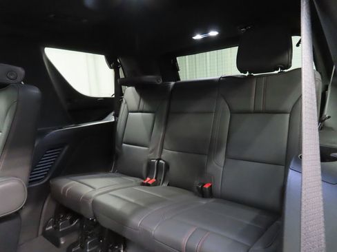 Used 2025 Chevrolet Tahoe RST w/ Comfort Package AWD/4WD image 18