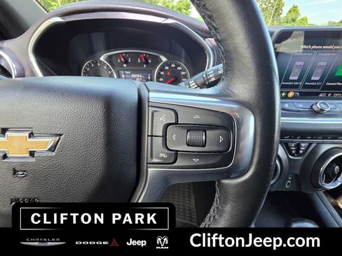 Used 2020 Chevrolet Blazer LT AWD/4WD image 21