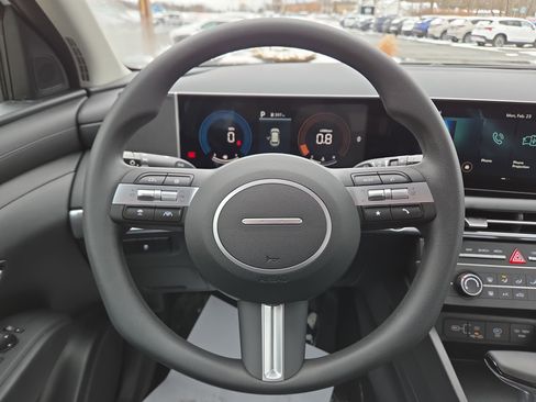 New 2026 Hyundai Tucson SE image 17