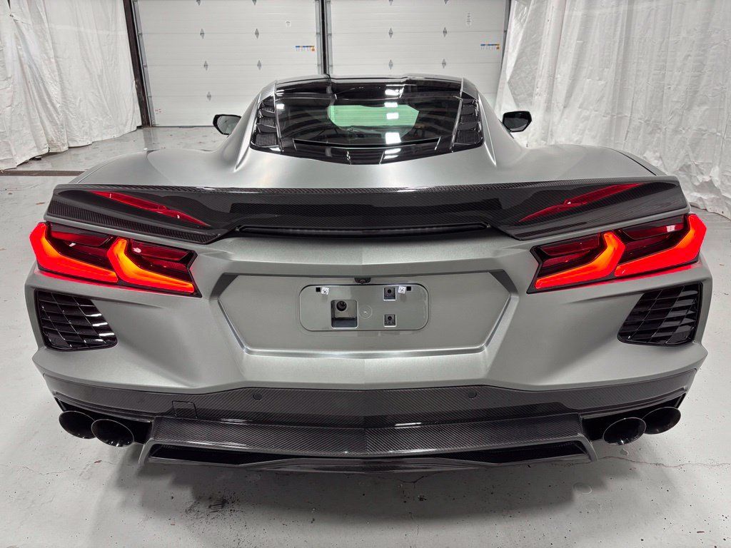 Used 2022 Chevrolet Corvette Stingray Coupe w/ Z51 Performance Package RWD image 13