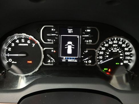 Used 2019 Toyota Tundra Limited image 13