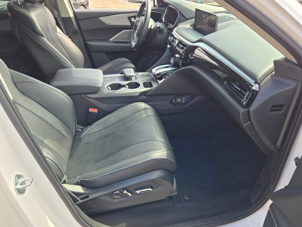Used 2023 Acura MDX w/ Technology Package AWD/4WD image 6