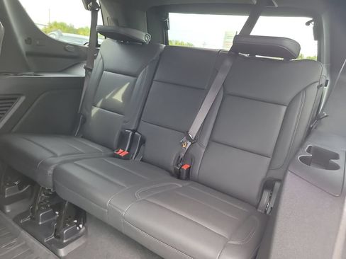 Used 2026 Chevrolet Tahoe LT w/ Comfort Package RWD image 16