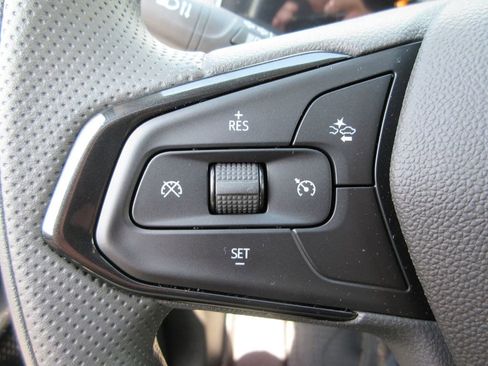 New 2026 Chevrolet Trax LT image 24