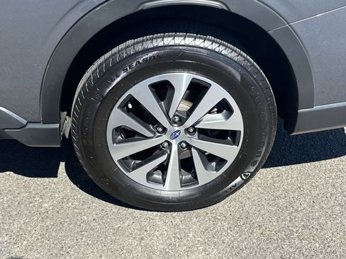 Used 2022 Subaru Outback Premium image 25