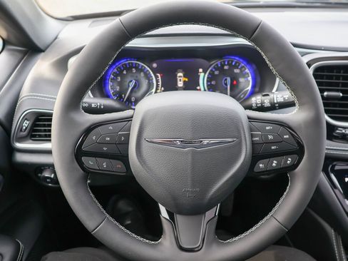 New 2026 Chrysler Pacifica Limited w/ S Appearance Package AWD/4WD image 29