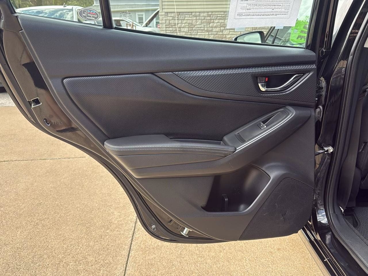 Used 2017 Subaru Impreza 2.0i Limited AWD/4WD image 18