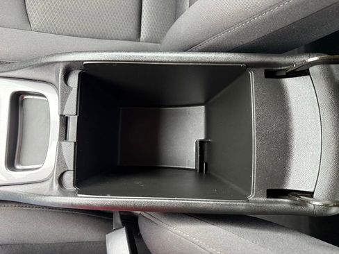 Used 2023 Chevrolet Malibu LS FWD image 38