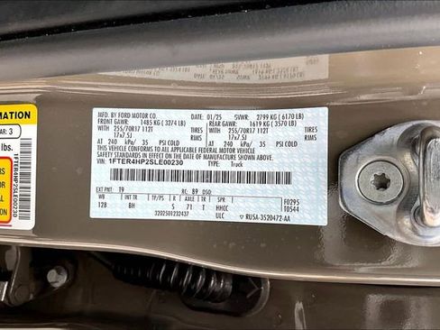 Used 2025 Ford Ranger XLT w/ Equipment Group 301A High AWD/4WD image 32