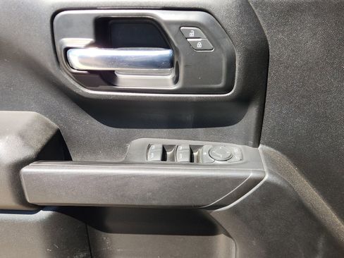 Used 2022 Chevrolet Silverado 1500 Custom image 25