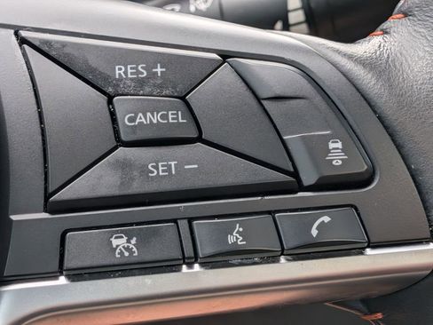 Used 2024 Nissan Sentra SR w/ SR Premium Package FWD image 15