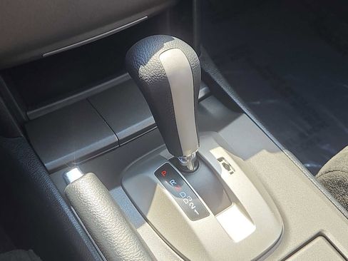 Used 2011 Honda Accord EX image 21