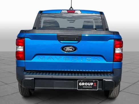 New 2025 Ford Maverick XL image 4