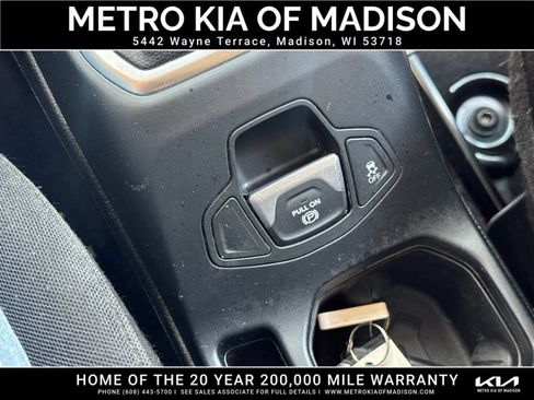 Used 2020 Jeep Renegade Sport AWD/4WD image 23