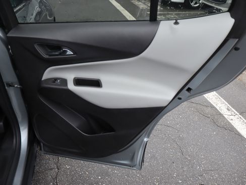 Certified 2024 Chevrolet Equinox LT image 33