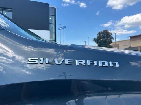 Used 2020 Chevrolet Silverado 1500 LT AWD/4WD image 14