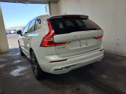 Used 2023 Volvo XC60 B5 Ultimate w/ Climate Package AWD/4WD image 2
