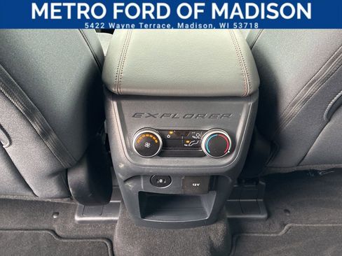 Used 2025 Ford Explorer Active image 14