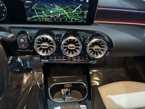 Used 2020 Mercedes-Benz CLA 250 4MATIC image 26