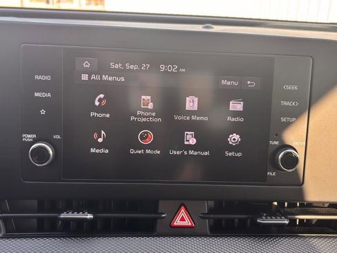 Used 2023 Kia Sportage LX image 31