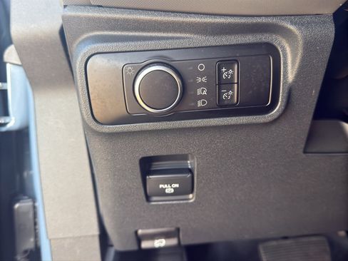 Used 2023 Ford Bronco Big Bend w/ Sasquatch Package image 12