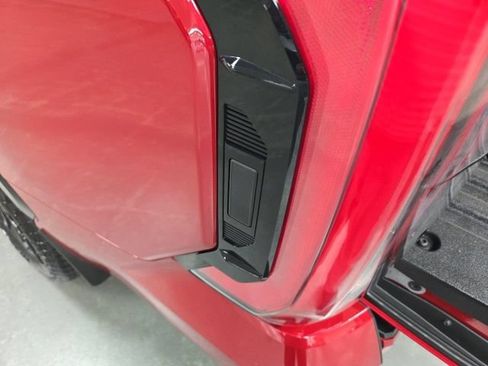 New 2025 Toyota Tundra Platinum AWD/4WD image 17