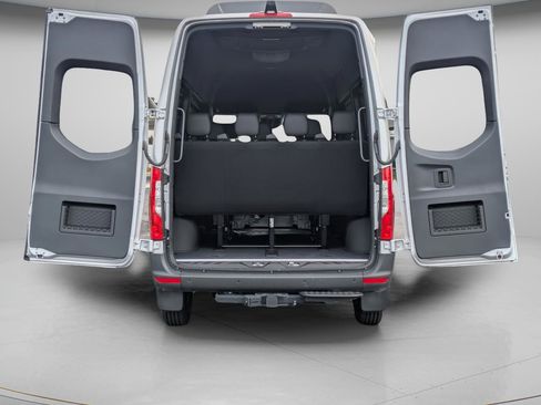 New 2024 Mercedes-Benz Sprinter 2500 image 8