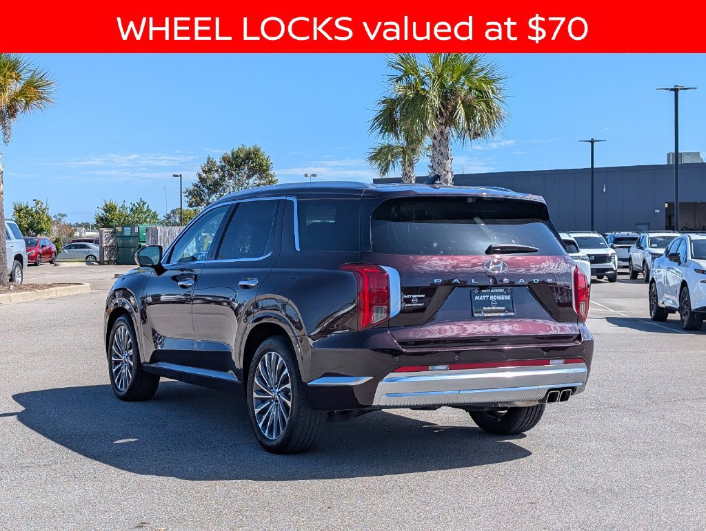 Used 2024 Hyundai Palisade Calligraphy FWD image 3