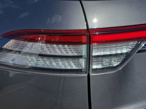 Used 2021 Lincoln Aviator Grand Touring w/ Equipment Group 301A image 10