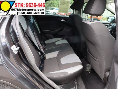 Used 2012 Ford Focus SE FWD image 20