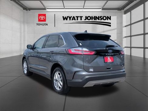 Used 2024 Ford Edge SEL AWD/4WD image 3