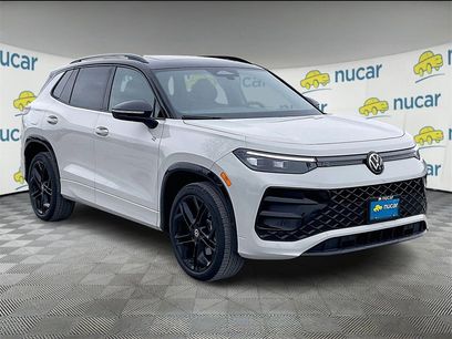 New 2026 Volkswagen Tiguan SE R-Line