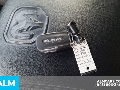 Used 2025 RAM 1500 Laramie AWD/4WD image 37