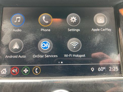 Used 2018 Chevrolet Trax LT w/ LT Convenience Package AWD/4WD image 23