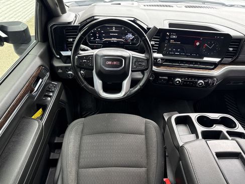 Used 2024 GMC Sierra 2500 SLE w/ SLE Convenience Package AWD/4WD image 17