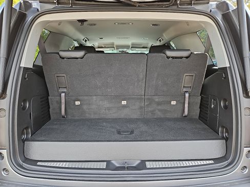 Used 2020 Chevrolet Tahoe LT image 29