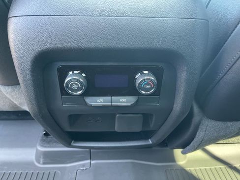 New 2026 Chevrolet Traverse LT w/ Enhanced Driving Package image 18
